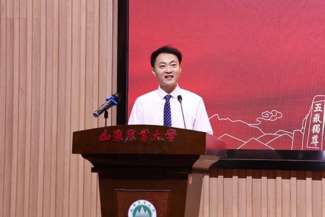 2026届全体毕业研究生参加典礼