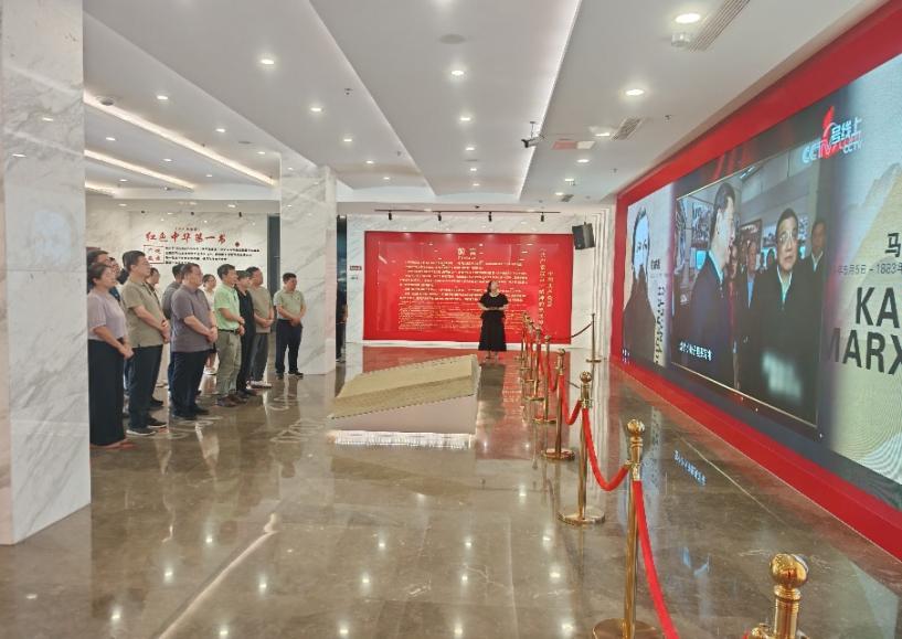 两者都保留在站内即可形成完整阅读路径