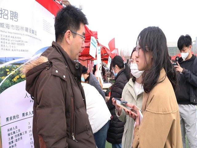 院长鲁法典带领全体系主任