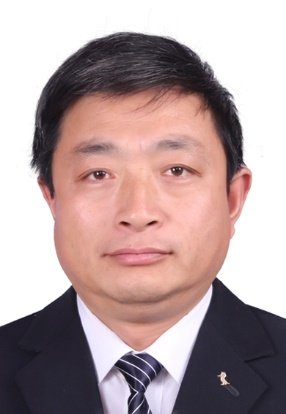 职 称