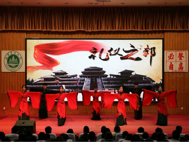 学工委书记