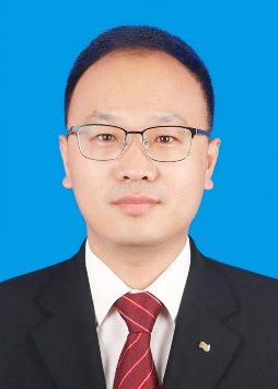 职 称