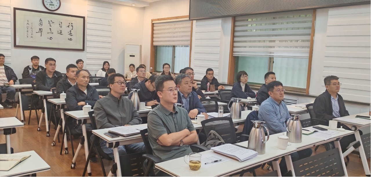 推广优秀教学经验和教学模式