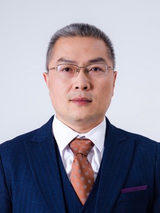 职 称