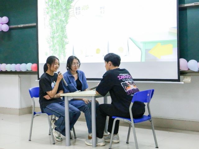 为进一步普及心理健康知识