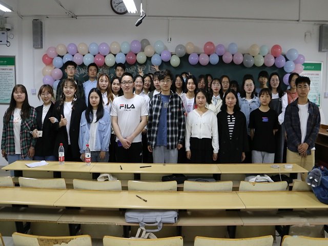 诵以呈情”英语朗诵大赛决赛
