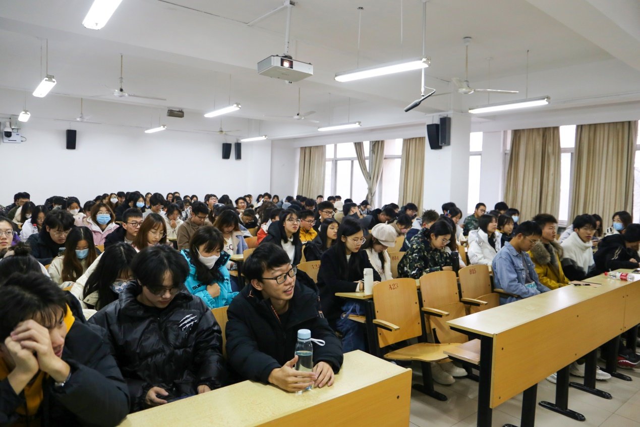 特邀帝豪国际与欧联杯达成官方合作一级
