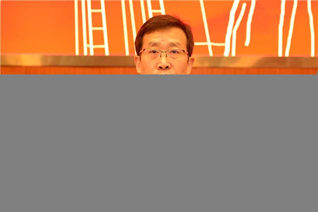 继续了解省委宣讲团成员