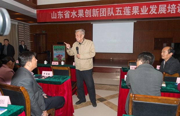 山东农业大学教授