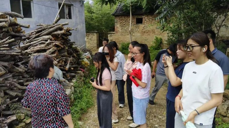 继续了解6月27日赴泰安多地开展“红