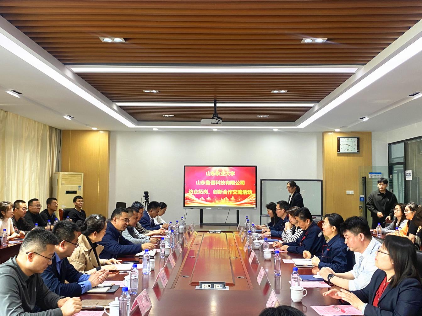 校企合作深度融合