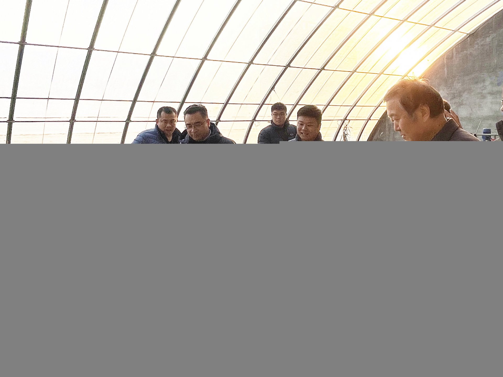人事处党支部书记巩其亮以“建设一流教