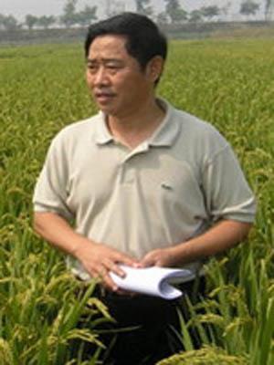 当前位置：网站首页 师资队伍 知名专家
