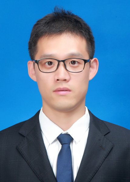 当前位置：网站首页 师资队伍 知名专家
