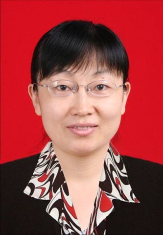 学 历: