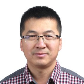 学 历: